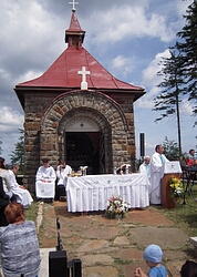 Svätá omša v kaplnke Matky ustavičnej pomoci v Olešnej – Burkov vrch, časť Klin