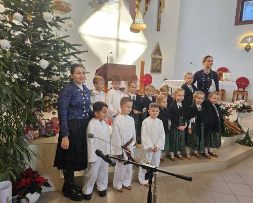 Jasličková pobožnosť v kostole sv. Júdu Tadeáša v Olešnej Potôčkoch obr. 3