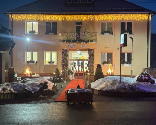 VIII. Reprezentačný ples v obci Olešná obr. 17