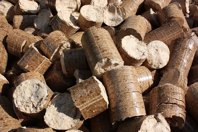 pellets 432096 640